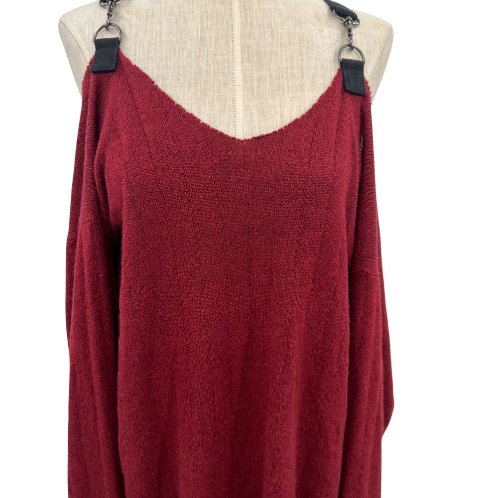 Furst of a Kind‎ Sweater Cold Shoulder Harness Buckle Red One Size - Picture 5 of 11